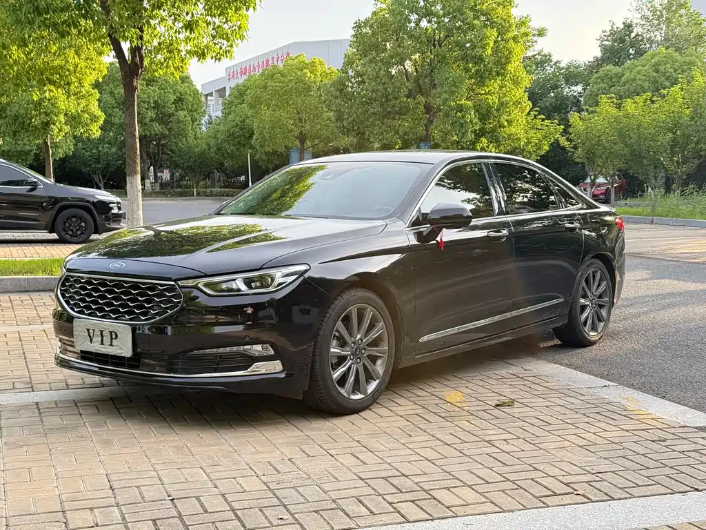 Ford Taurus 2020