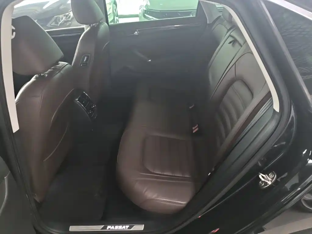 Volkswagen Passat — миниатюра 17