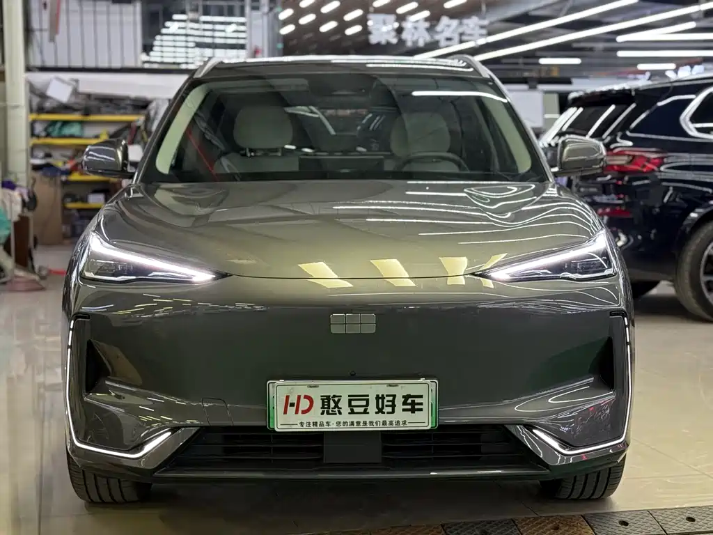 GEELY GALAXY GALAXY E5