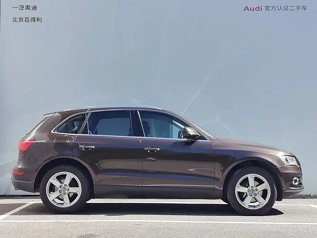 Audi Q5 — миниатюра 12