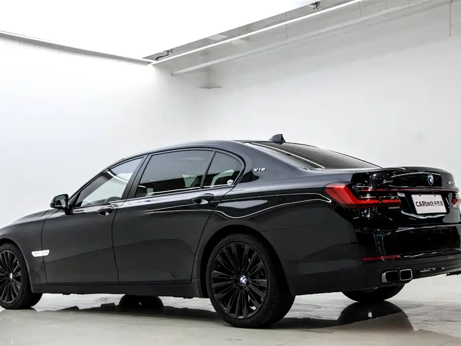 BMW 7 Series 7 2013 760Li