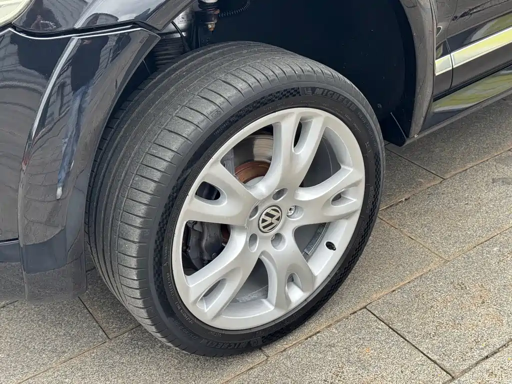 Volkswagen Touareg — миниатюра 9