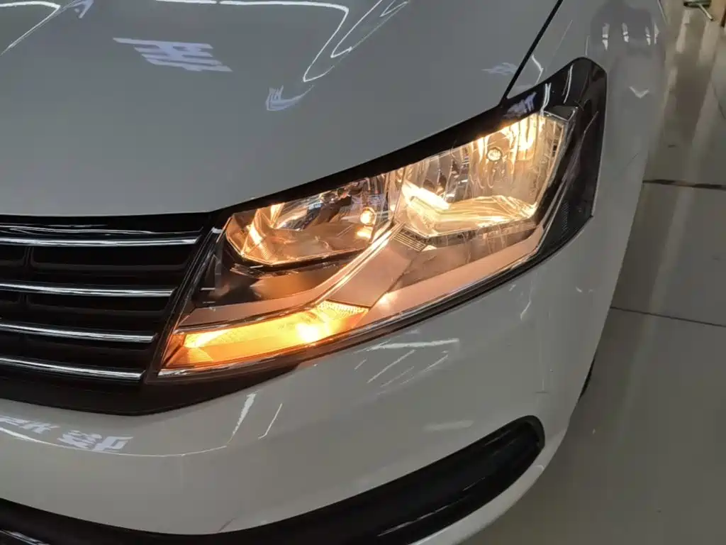 Volkswagen Lavida — миниатюра 24