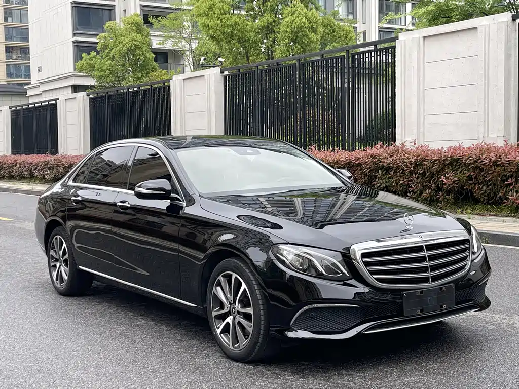 Mercedes-Benz E-Class E 2016 E 300 L Fashion