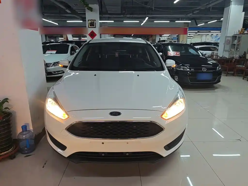 Ford Focus — миниатюра 3