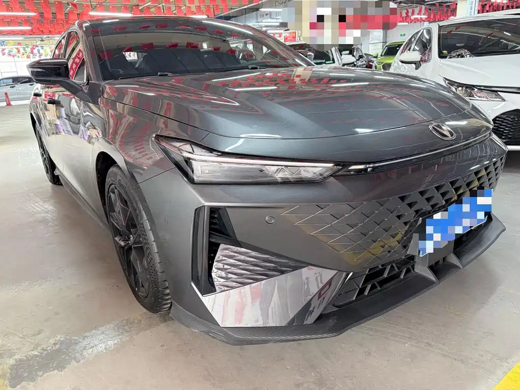Changan UNI-V — миниатюра 3