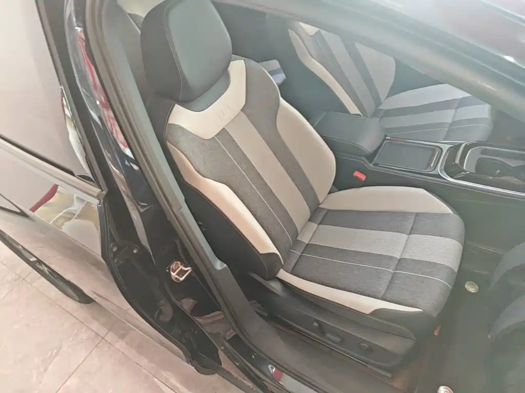 Volkswagen ID.4 Crozz — миниатюра 25