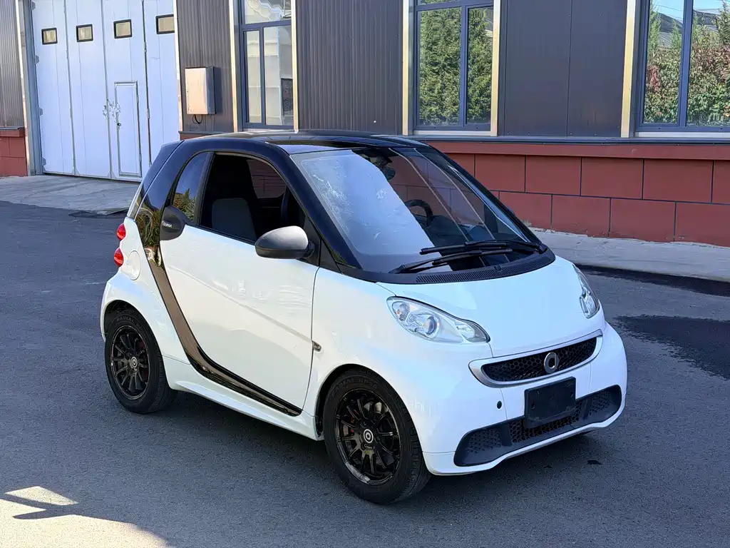 smart Smart Fortwo — миниатюра 7