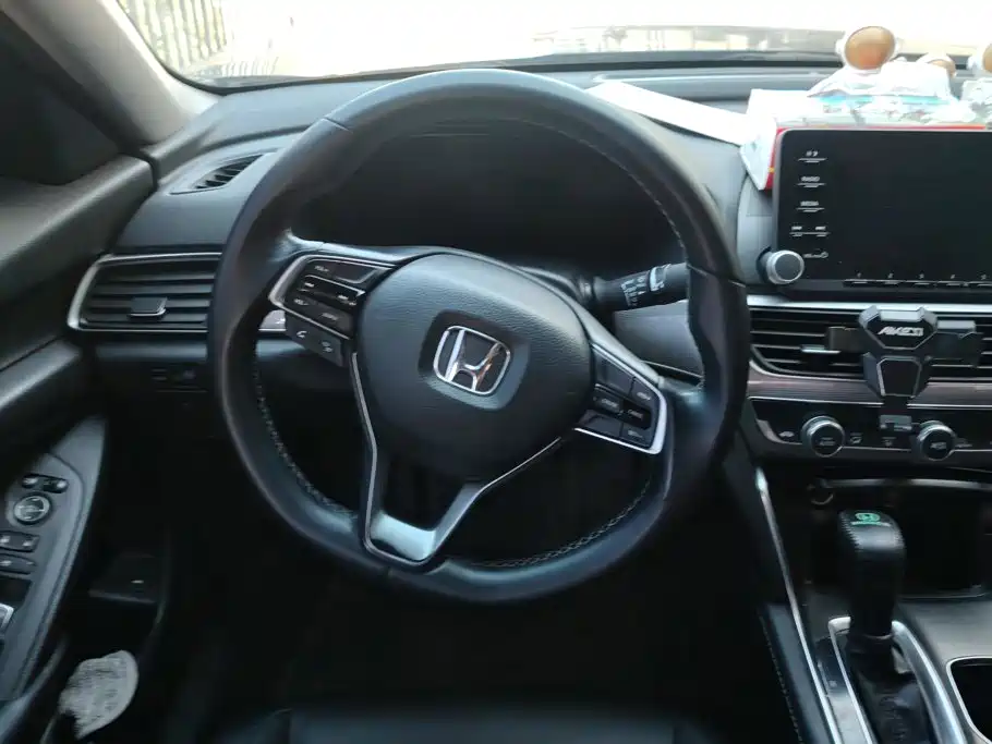 Honda Accord — миниатюра 15