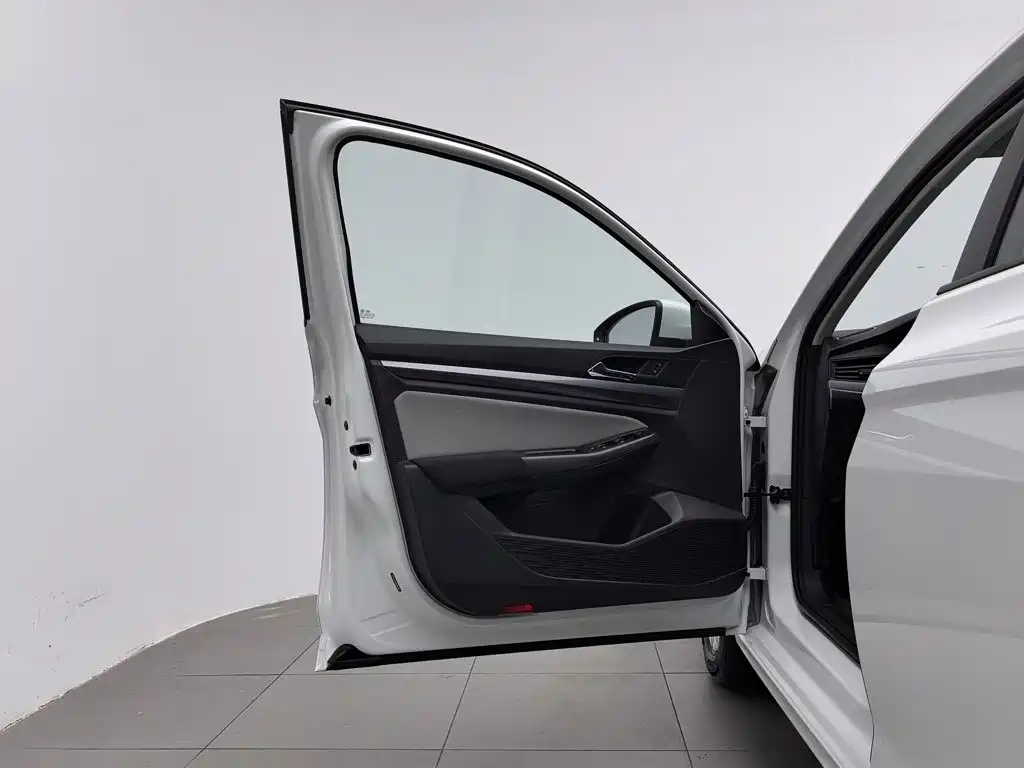 Volkswagen Bora — миниатюра 8