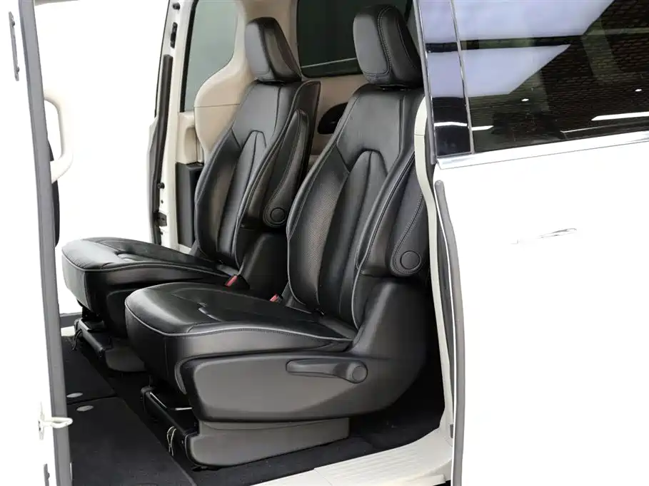 Chrysler Grand Voyager 2017 3.6L Premium