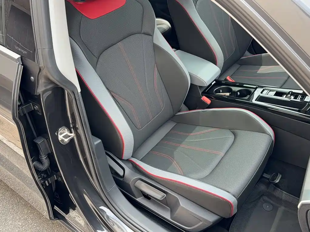 Volkswagen Lamando — миниатюра 3