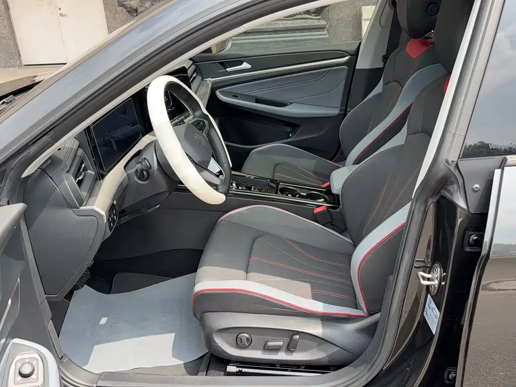 Volkswagen Lamando — миниатюра 12