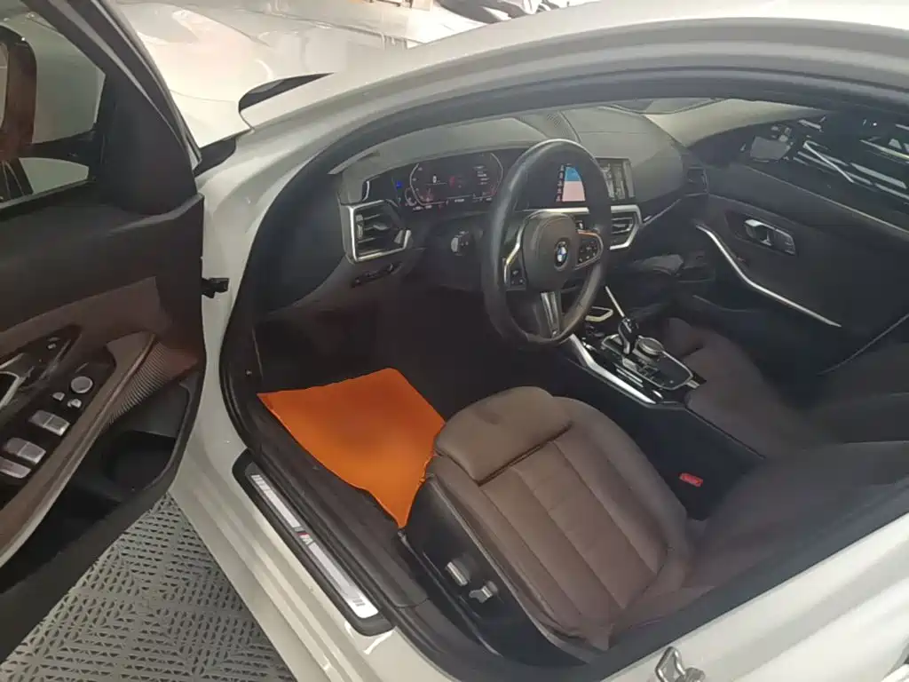 BMW 3 Series — миниатюра 16