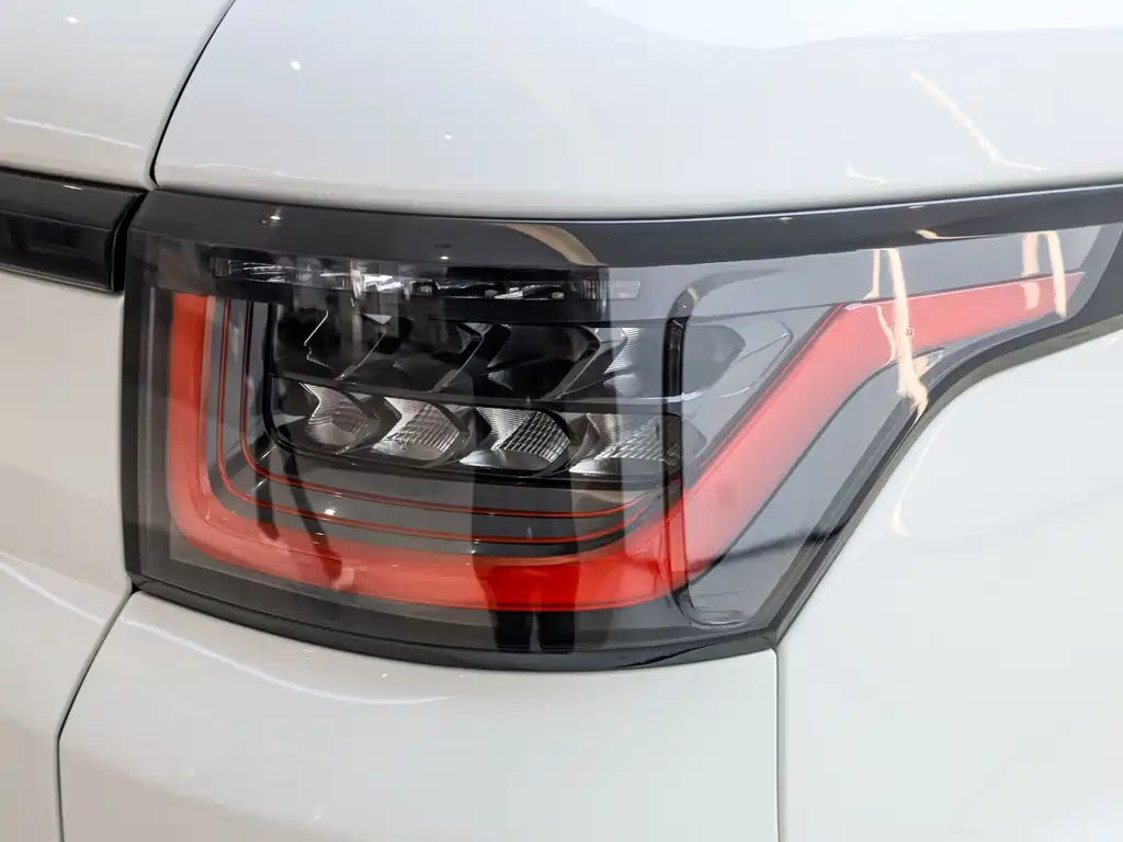 Land Rover Sport — миниатюра 11