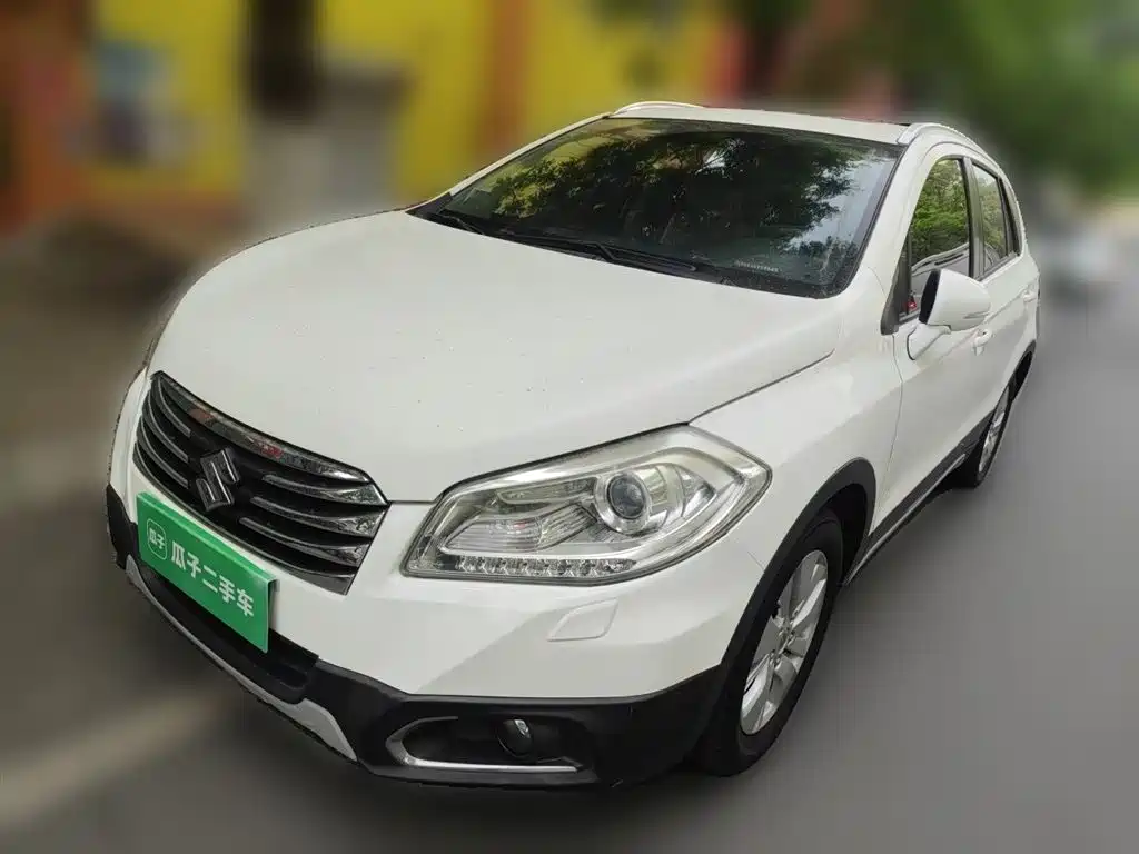 Suzuki S-Cross 2014