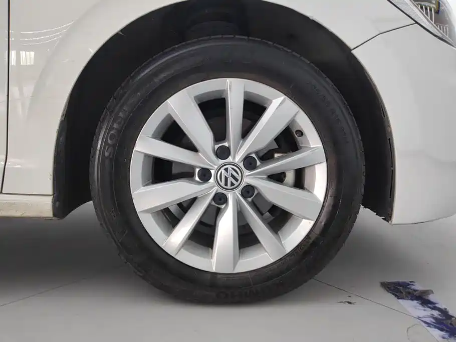 Volkswagen Bora — миниатюра 6