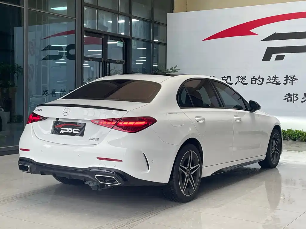 Mercedes-Benz C-Class — миниатюра 15