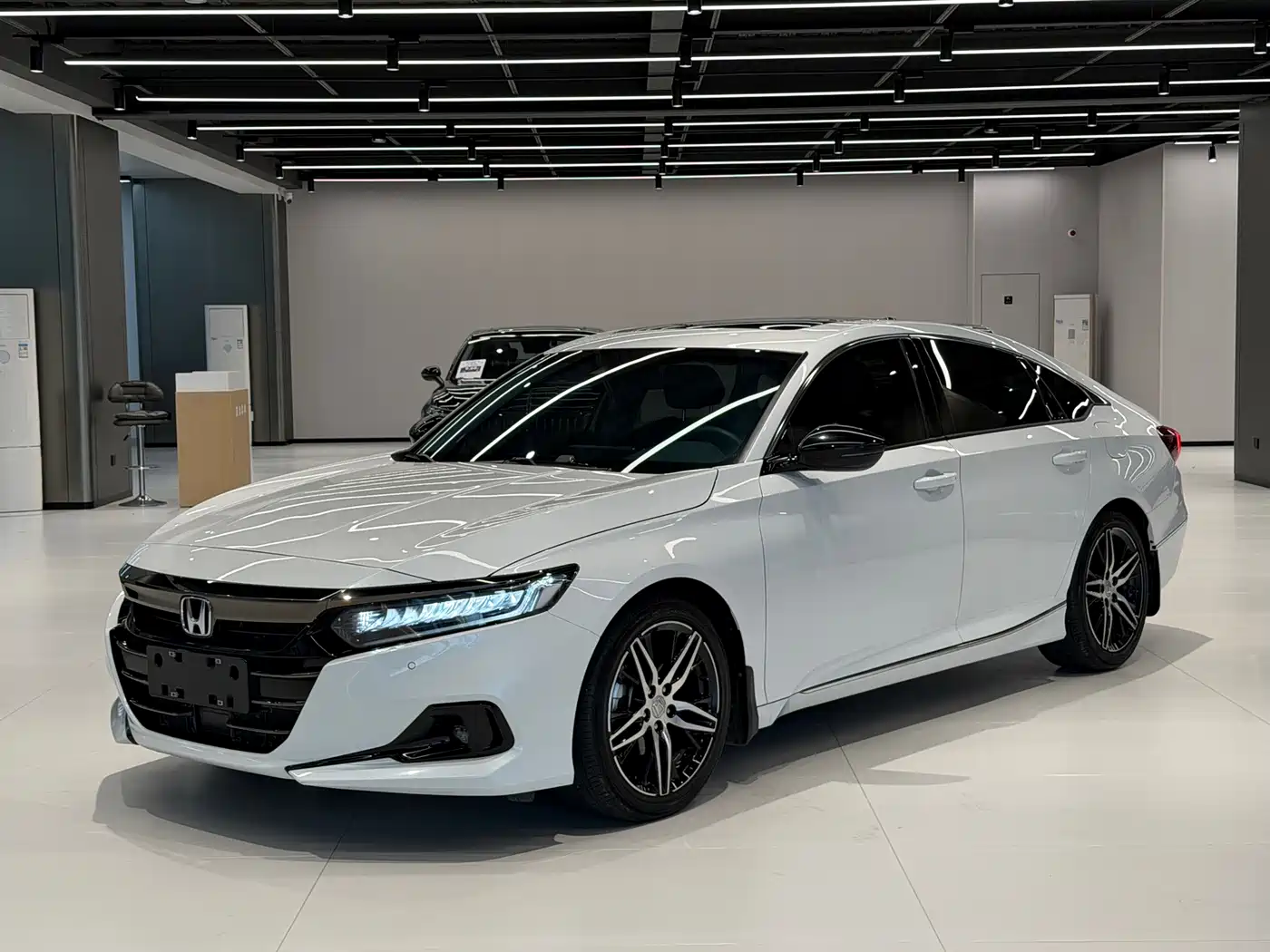 雅阁 2022款 260TURBO 幻夜·尊贵版 2022