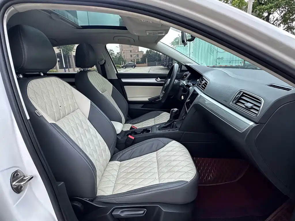 Volkswagen Lamando — миниатюра 6