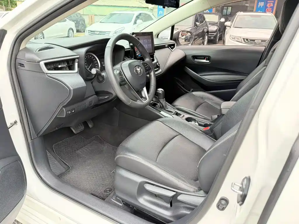 Toyota Corolla — миниатюра 4
