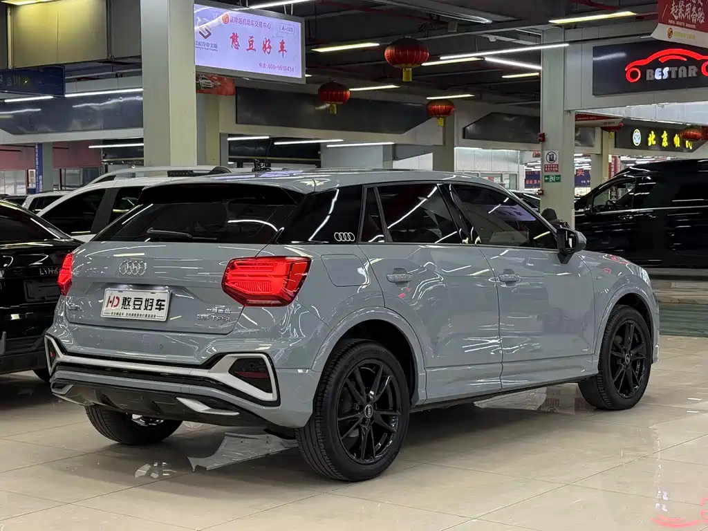 Audi Q2L 2022 35 TFSI