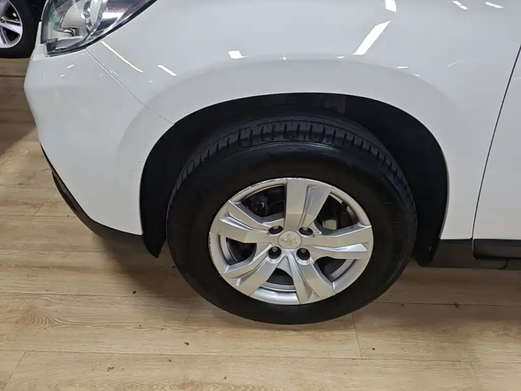 Peugeot 2008 — миниатюра 23
