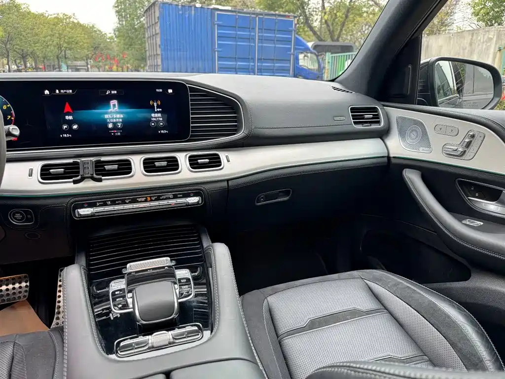 MERCEDES-BENZ GLE AMG