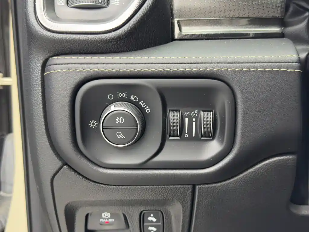 RAM Ram Trucks — миниатюра 18