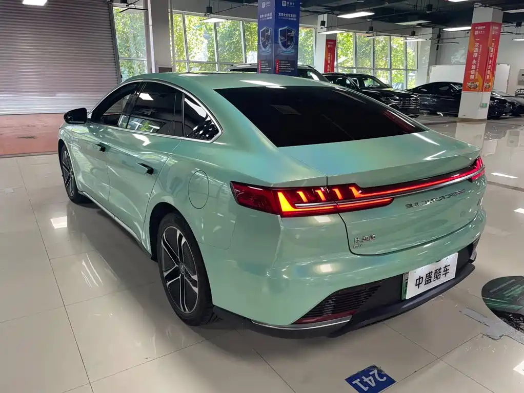 BYD Han — миниатюра 5