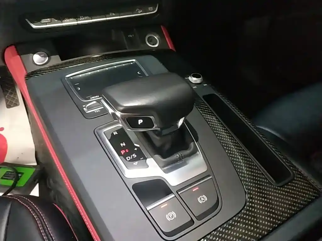 Audi Q5L — миниатюра 14