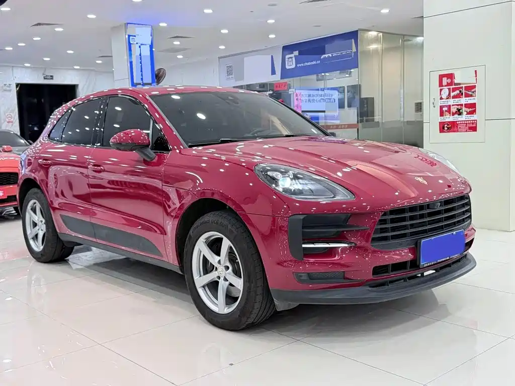 Porsche Macan — миниатюра 3