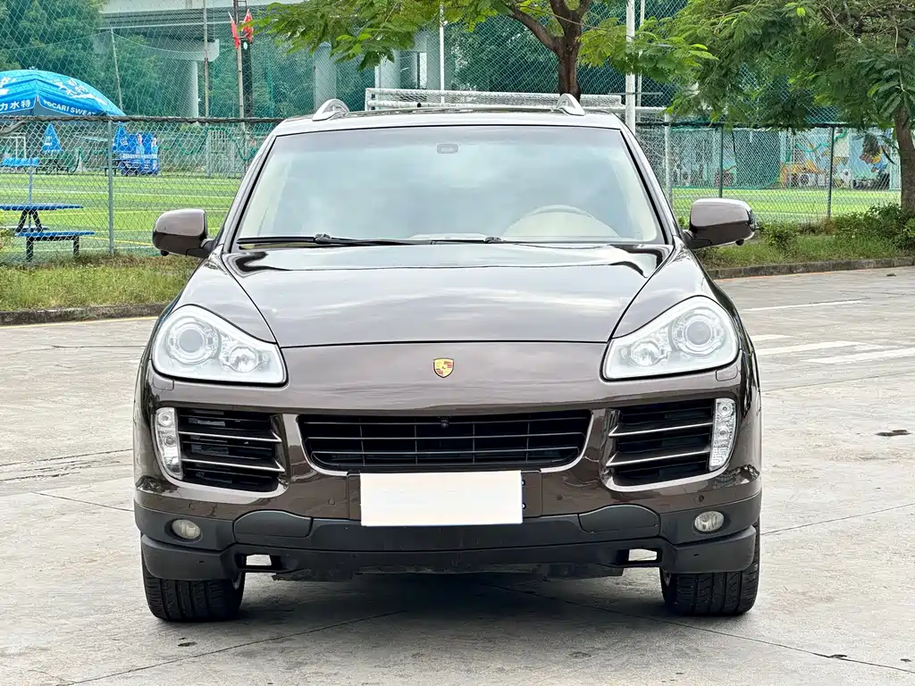 Porsche Cayenne — миниатюра 2