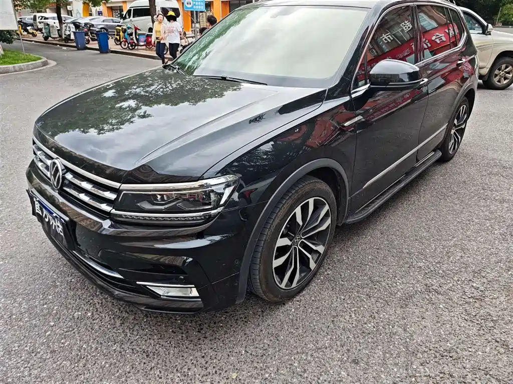 Volkswagen Tiguan L 2021