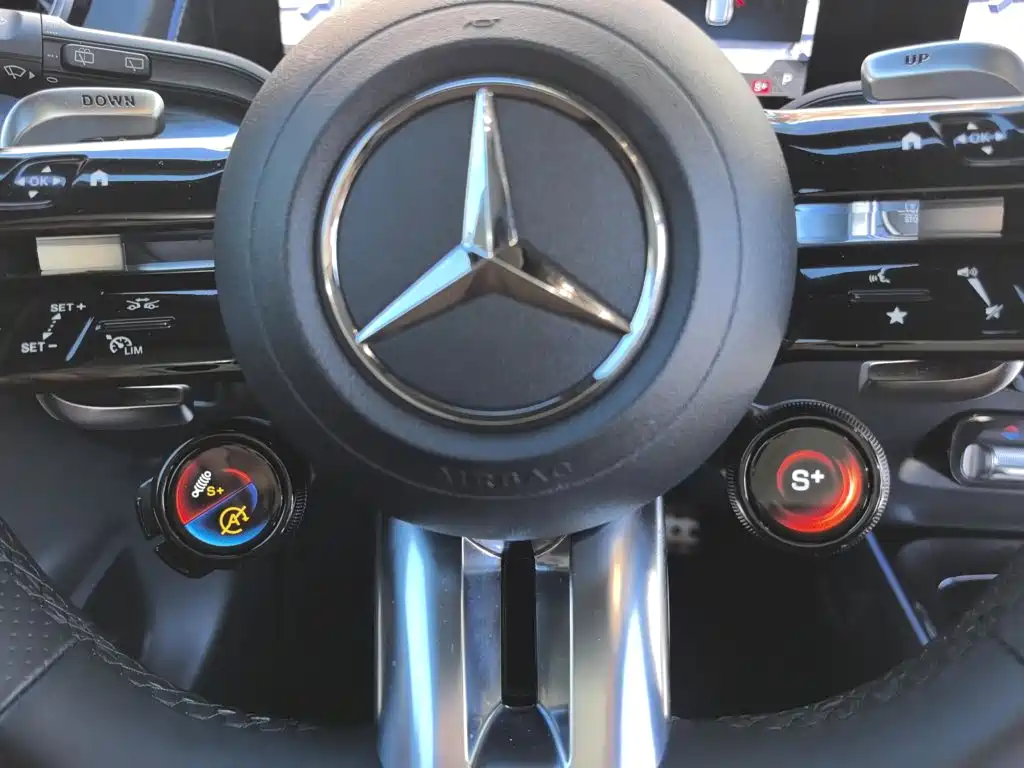 Mercedes-Benz GLB AMG — миниатюра 23
