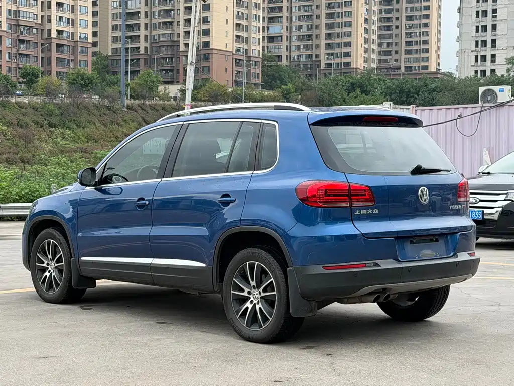 Volkswagen Tiguan — миниатюра 12