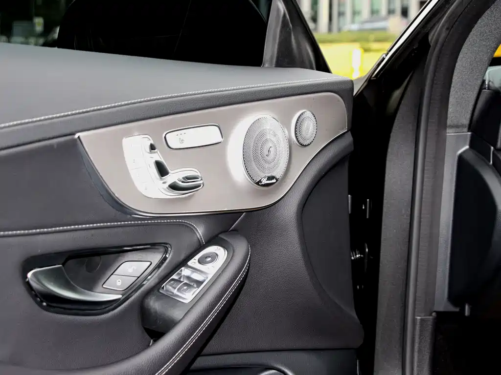 MERCEDES-BENZ C CLASS AMG