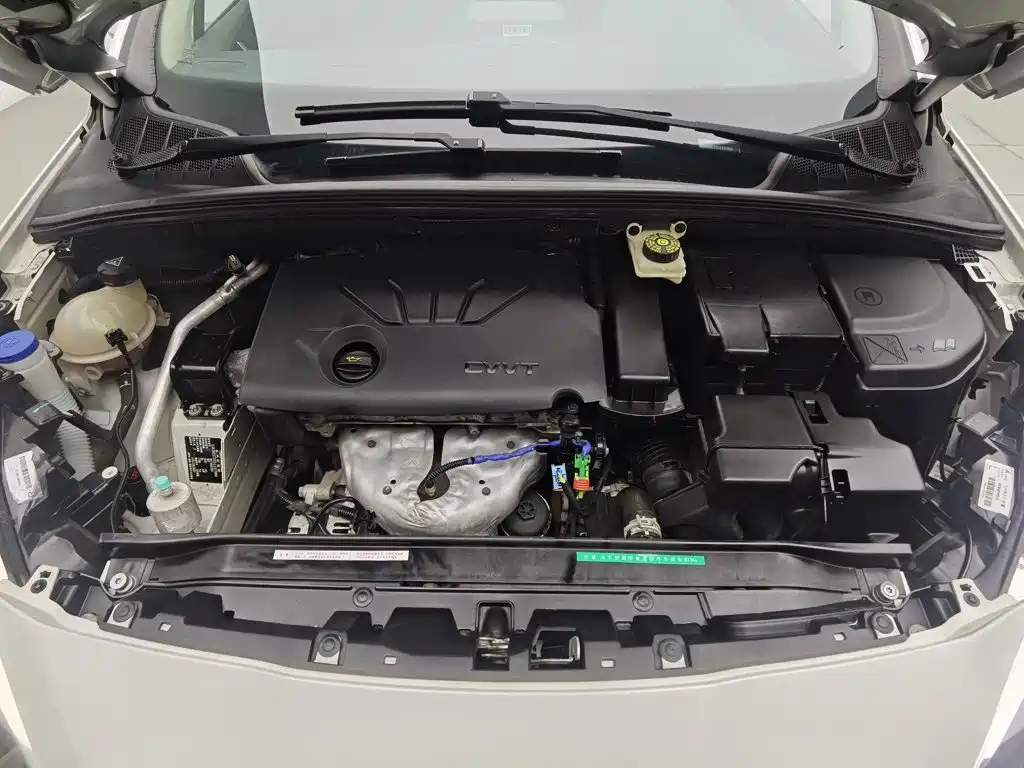 Peugeot 308 — миниатюра 6