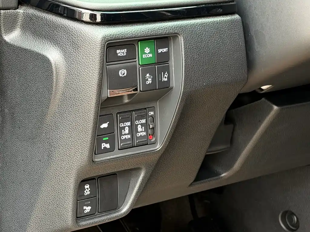 Honda Odyssey — миниатюра 5