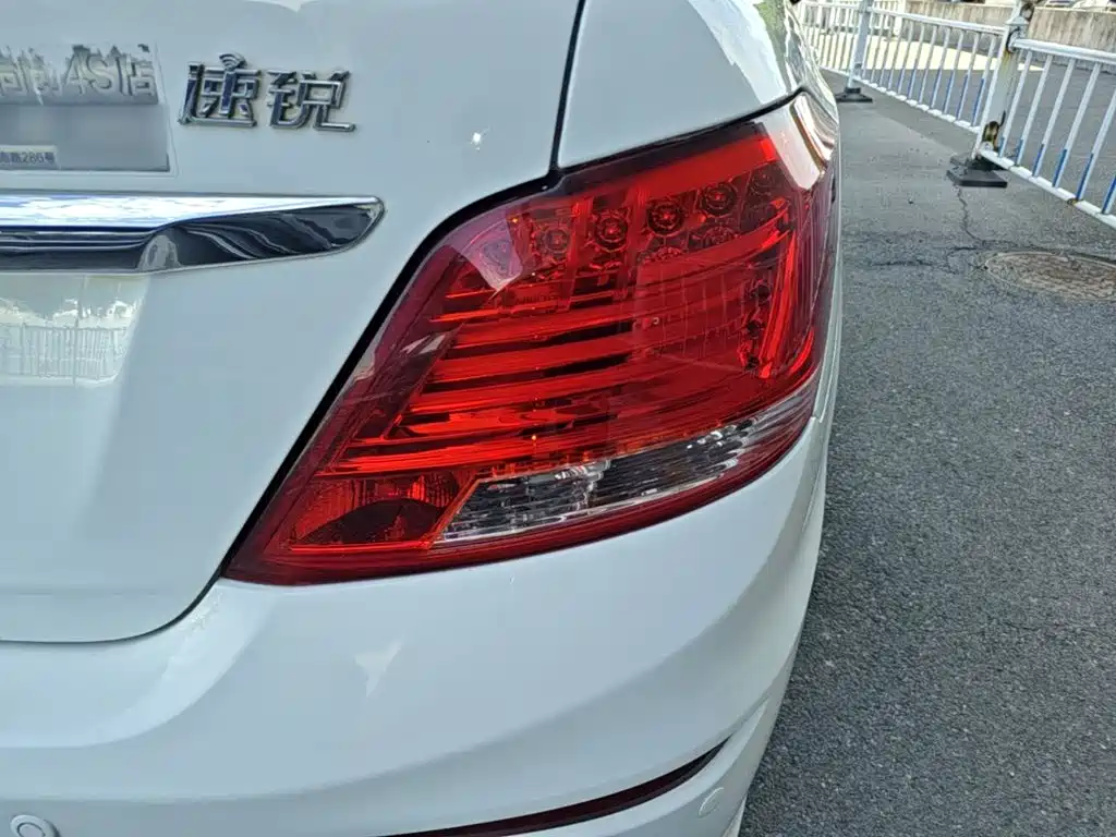 BYD Surui — миниатюра 8