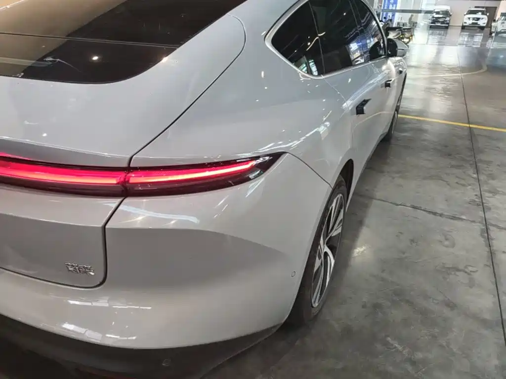NIO ET5 — миниатюра 25