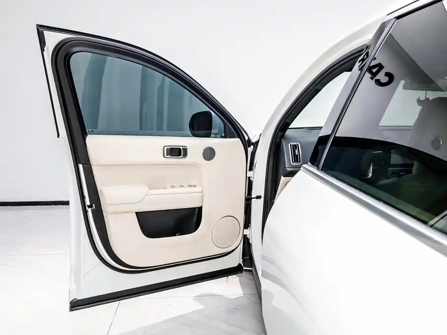 Li Auto Li L7 — миниатюра 9