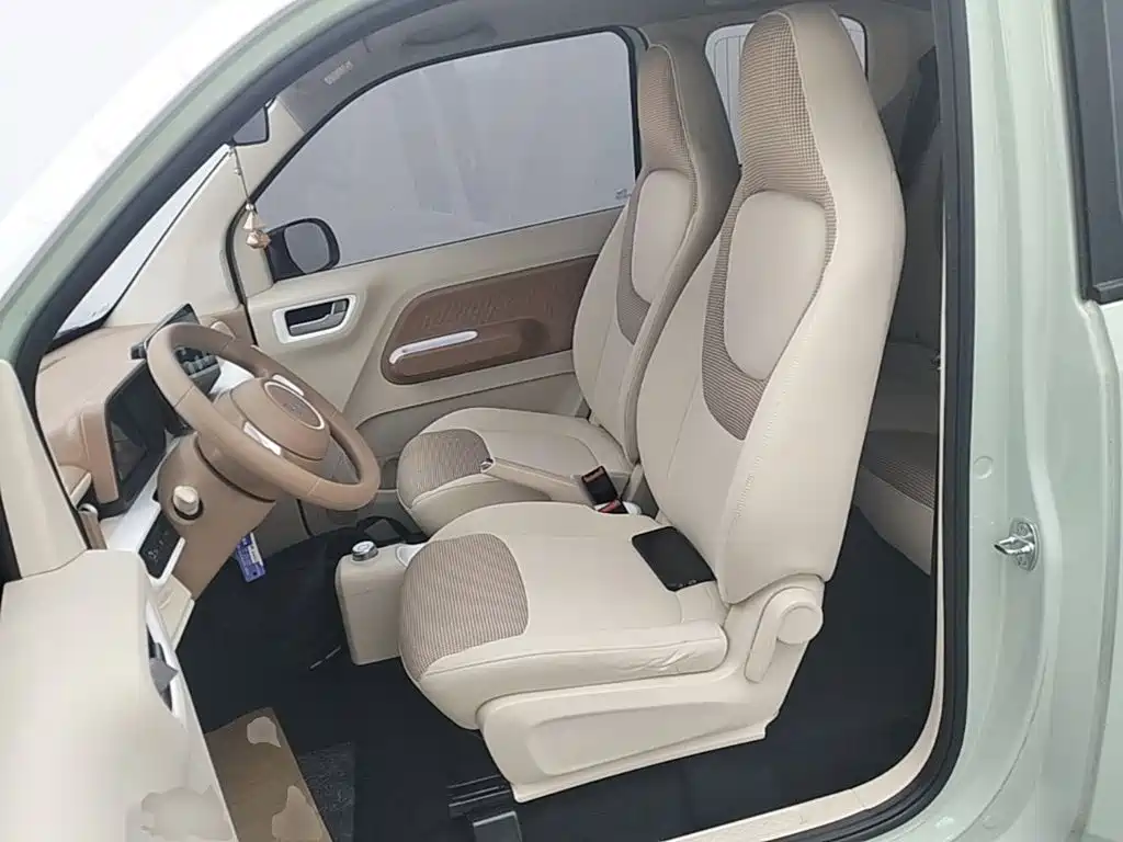 Wuling MINIEV — миниатюра 15