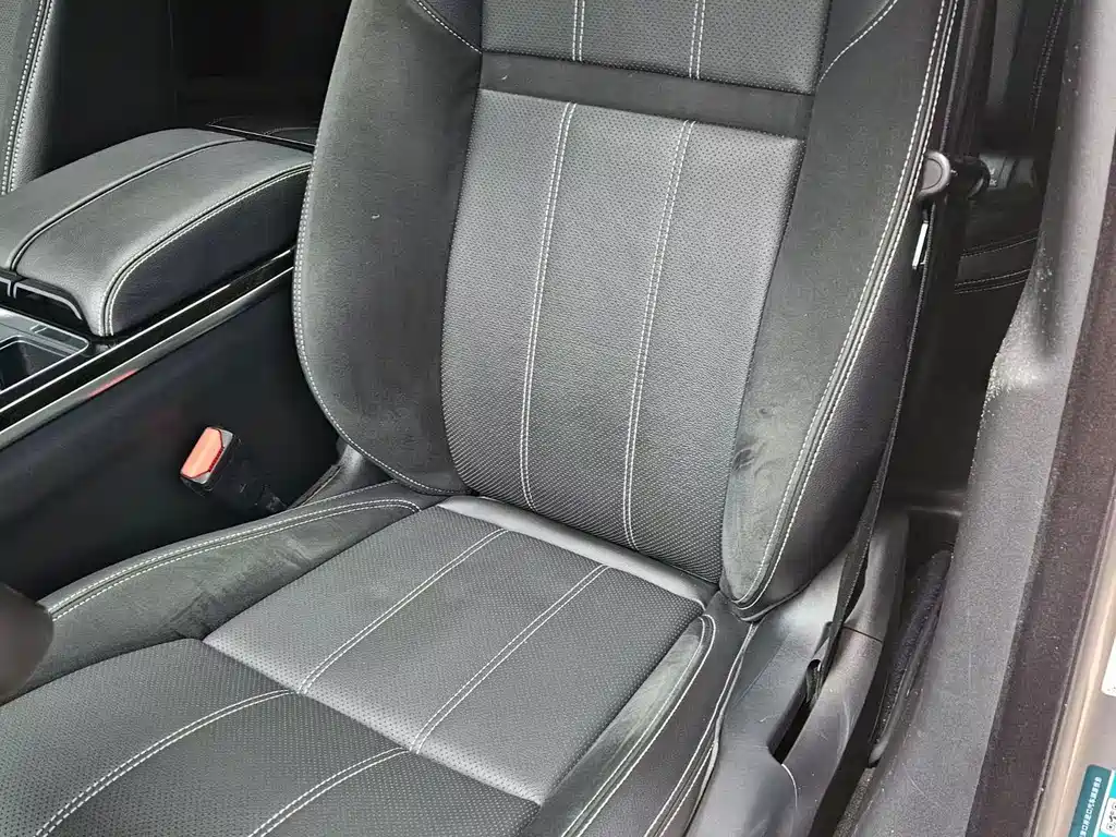 Land Rover Range Rover Velar 2018 P380 R-DYNAMIC SE