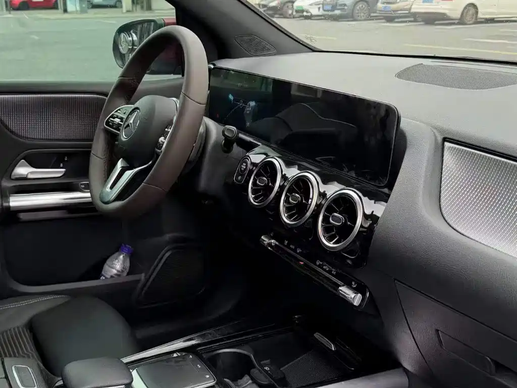 Mercedes-Benz B-Class — миниатюра 12