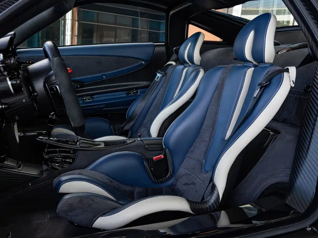 Pagani Huayra — миниатюра 19