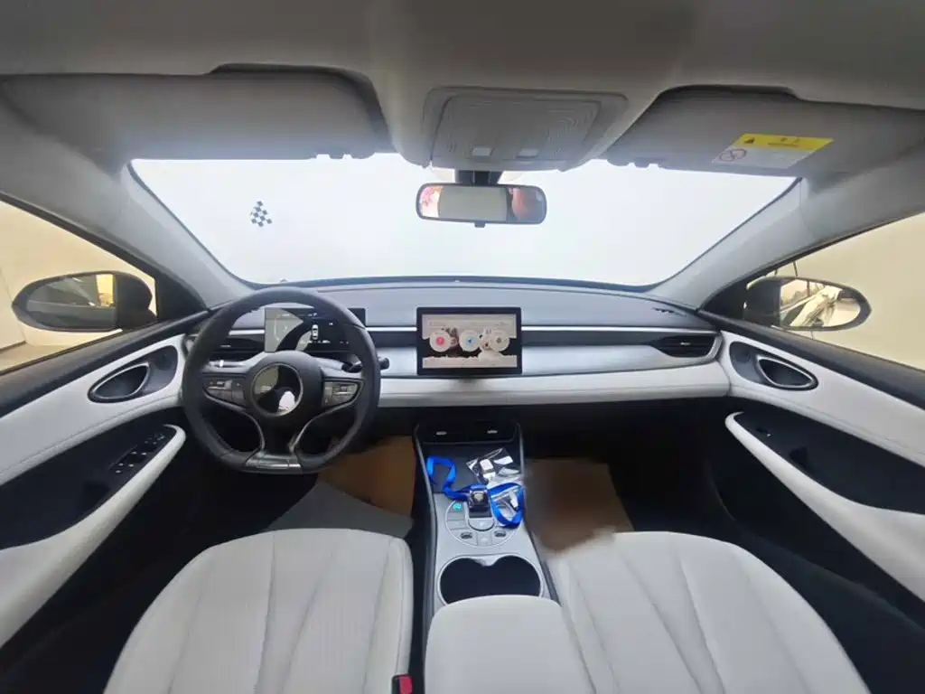 BYD Seal 05 DM-i — миниатюра 17