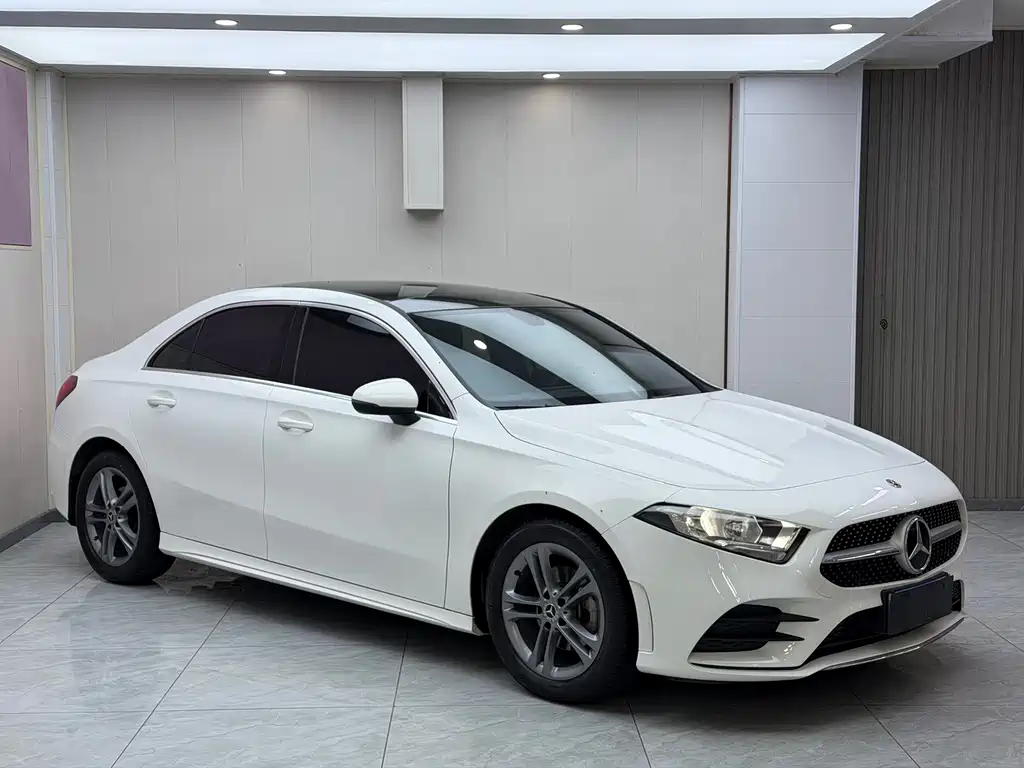 Mercedes-Benz A-Class — миниатюра 3