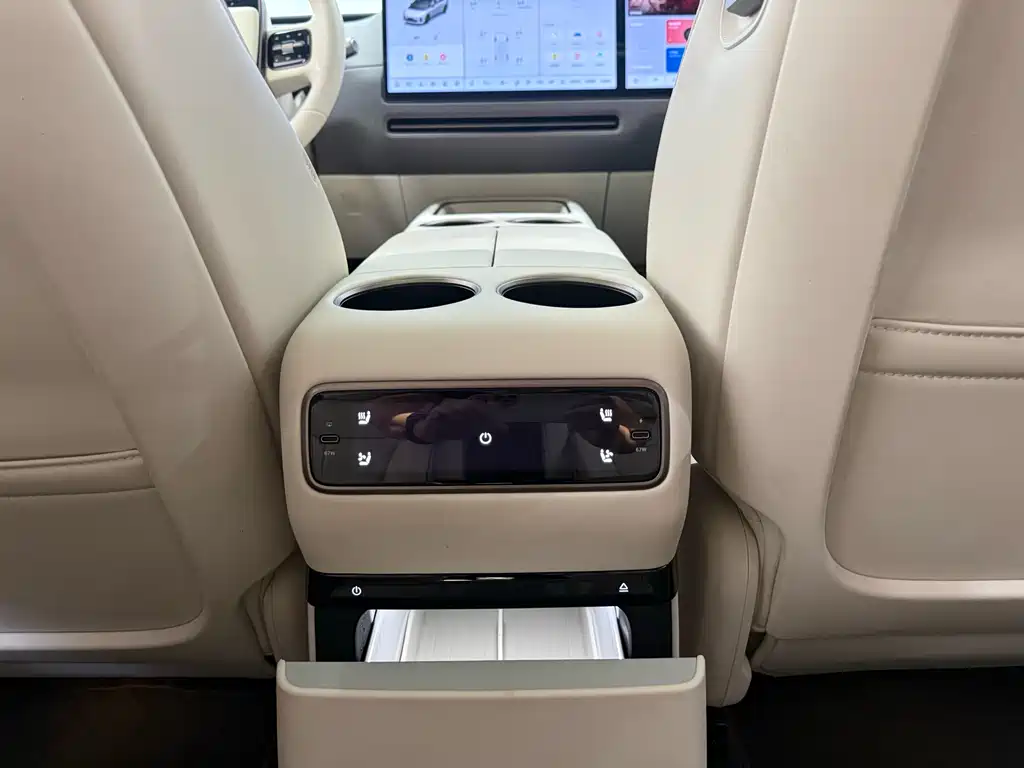 Li Auto Li i8 — миниатюра 18