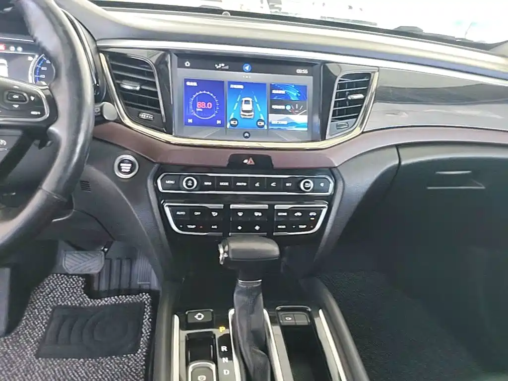 GAC Motor Trumpchi GS8 — миниатюра 13